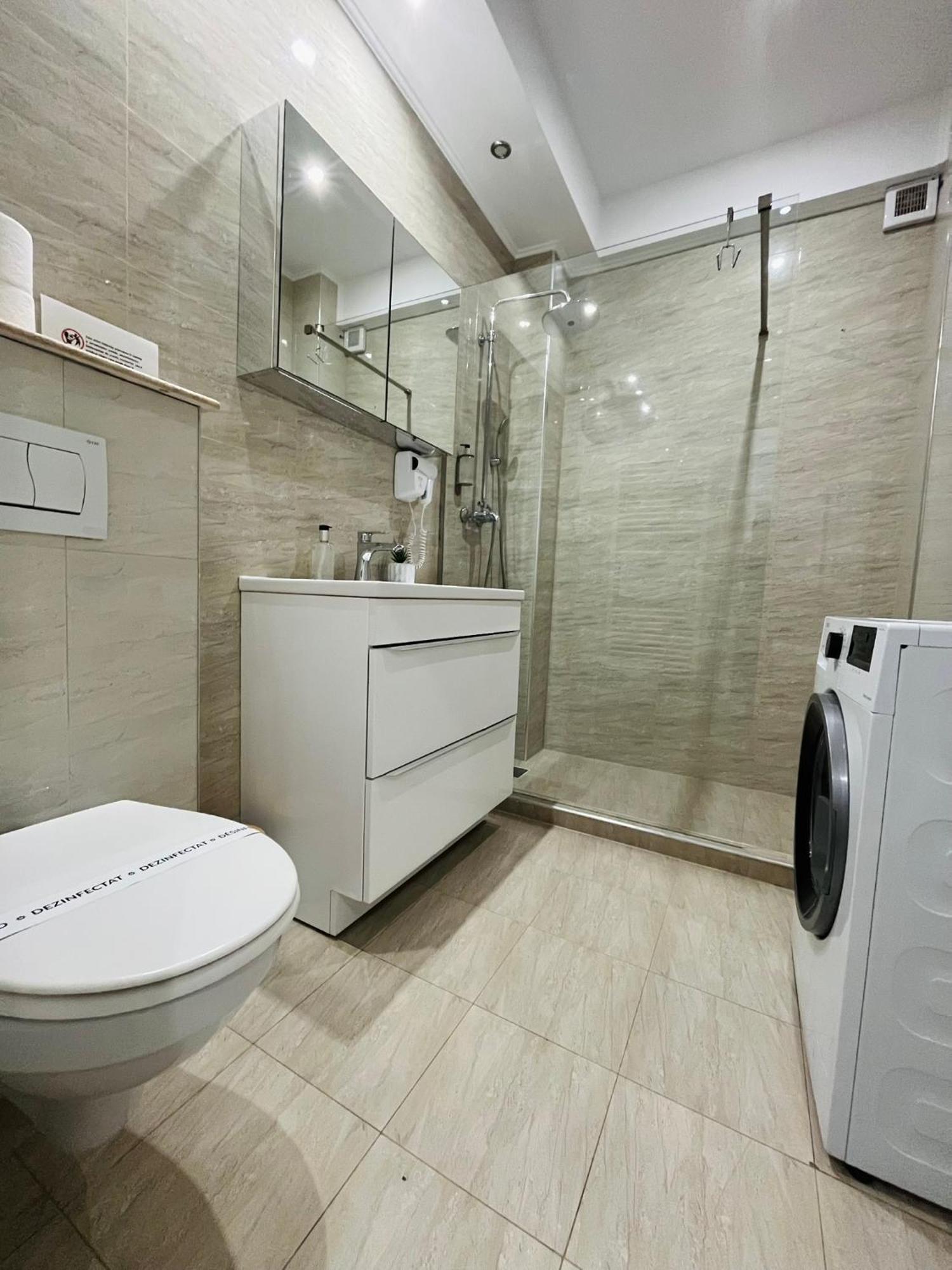 Roapart- Sunset Dream Apartament 2 Dormitoare Vedere Lac Si Parcare Мамая Екстериор снимка