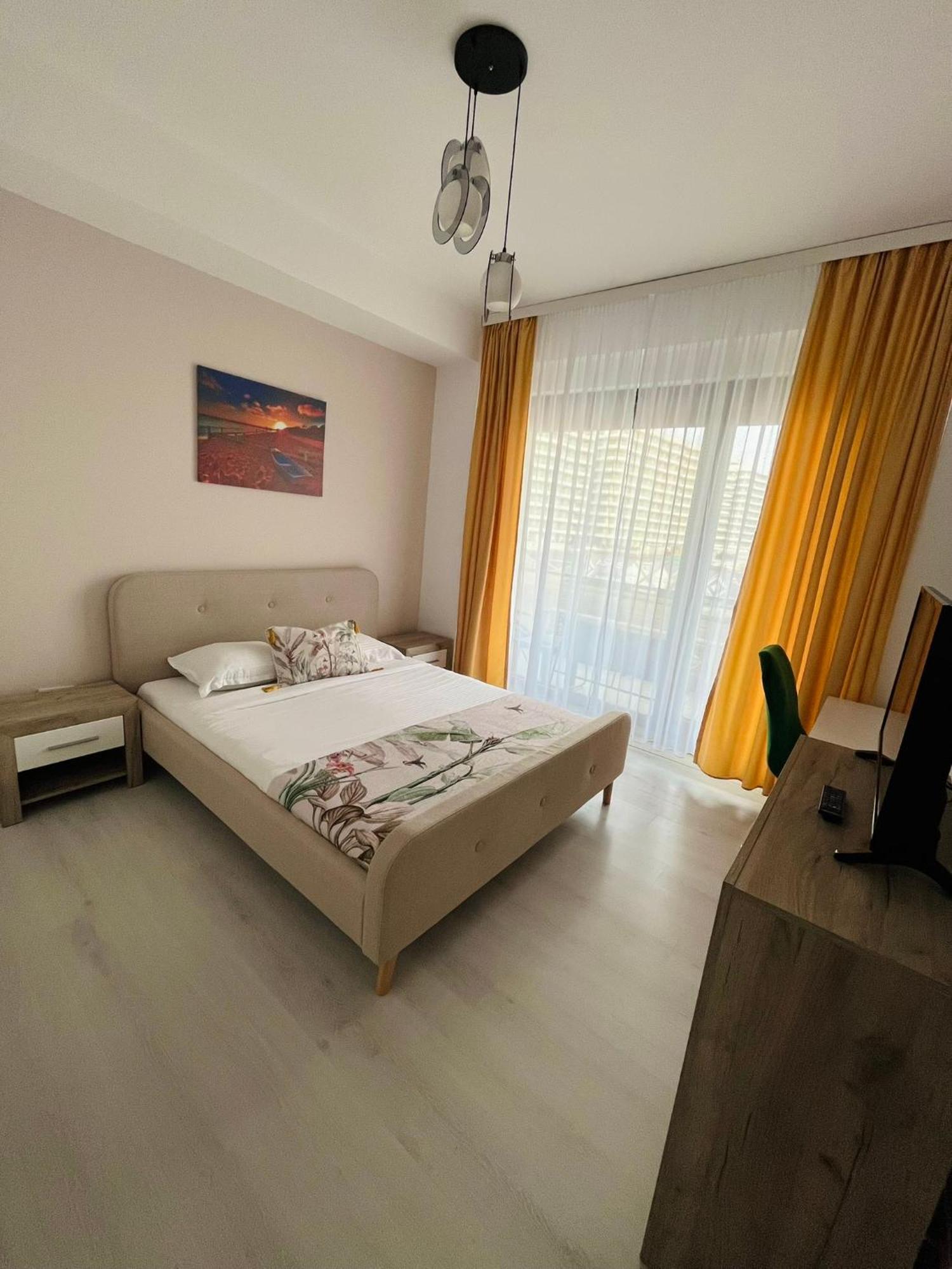 Roapart- Sunset Dream Apartament 2 Dormitoare Vedere Lac Si Parcare Мамая Екстериор снимка